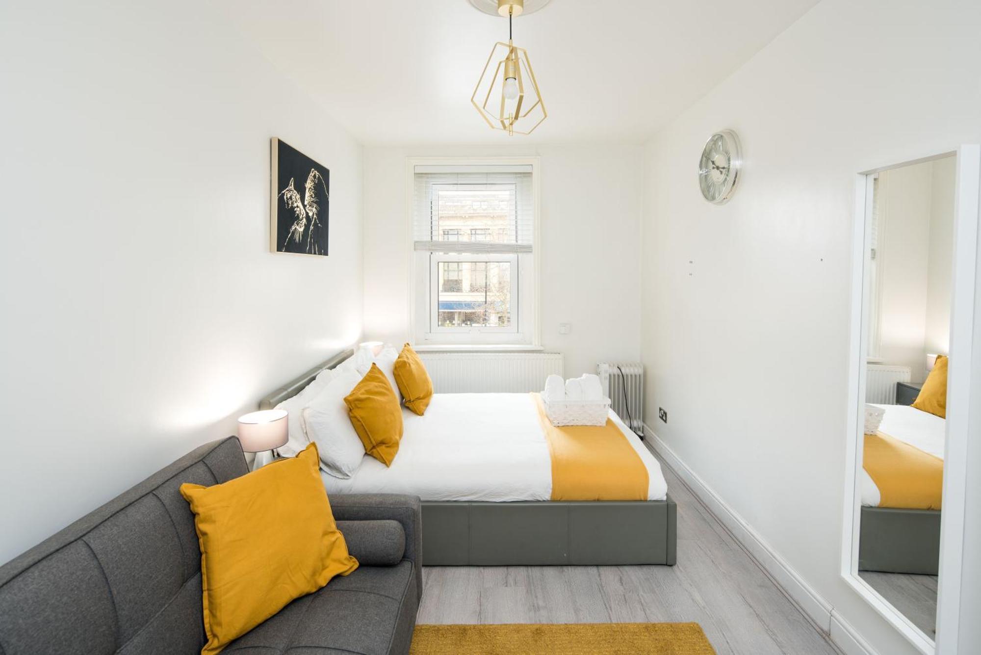 Spacious Studio For Up To 4! Sofa Bed London Exterior photo